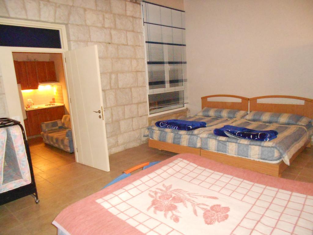 Bauhaus Chalets Apartment Bcharré Стая снимка
