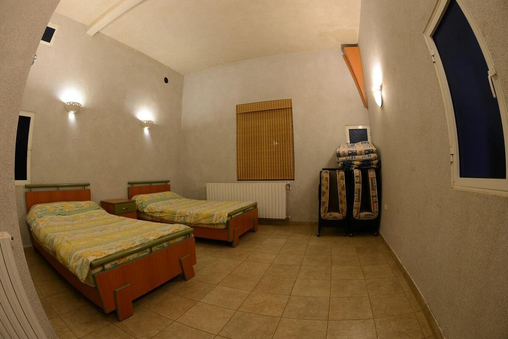 Bauhaus Chalets Apartment Bcharré Стая снимка