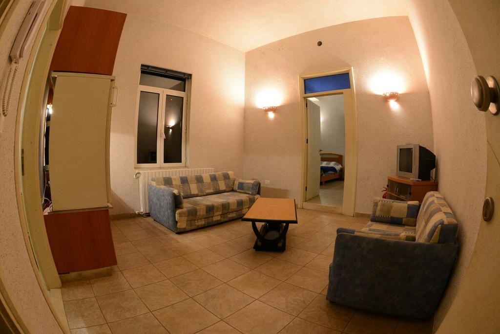 Bauhaus Chalets Apartment Bcharré Стая снимка